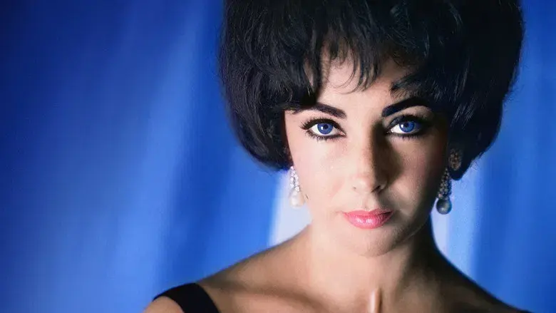 Elizabeth Taylor: Las cintas perdidas - Fondo