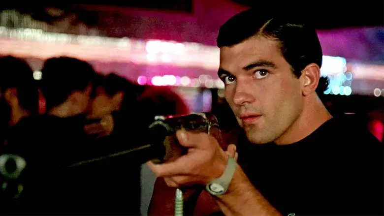 La ley del deseo - Fondo