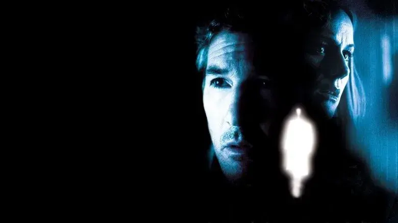 Mothman, la última profecía - Fondo