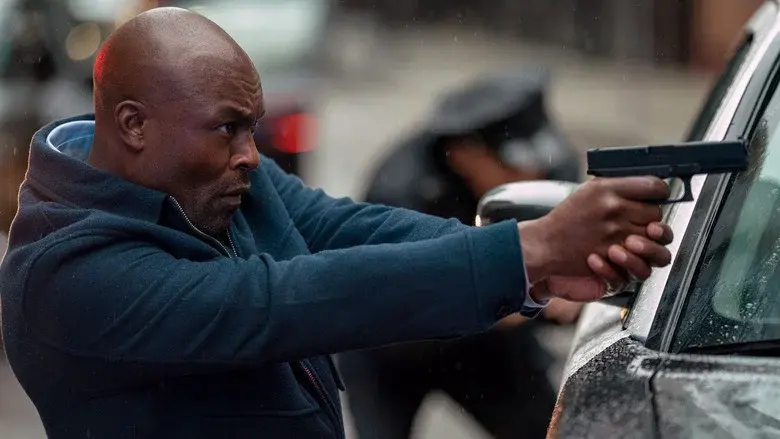 Detective Knight: Sin piedad - Fondo