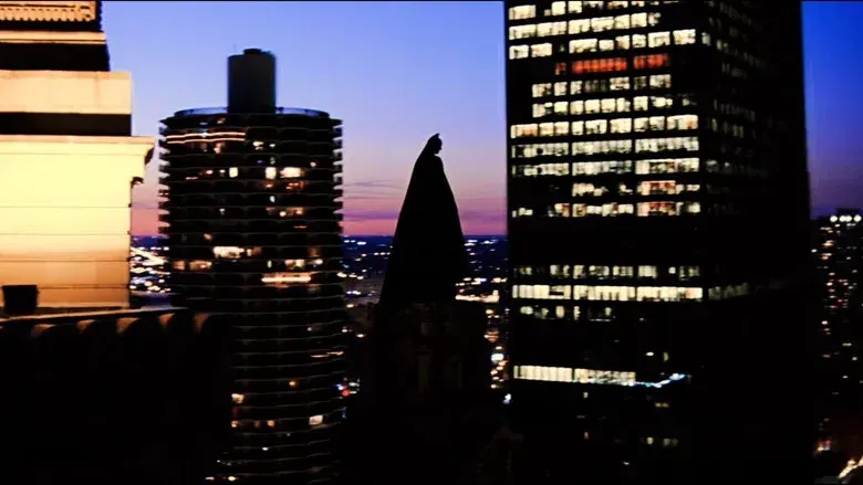 Batman Begins - Fondo