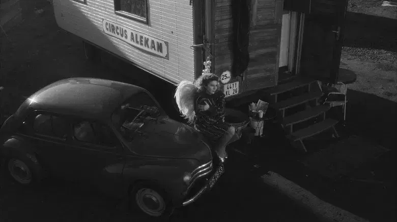 El cielo sobre Berlín - Fondo