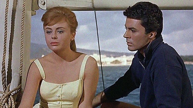 Gidget Goes Hawaiian - Fondo