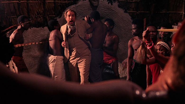 El ataúd (La caja oblonga) - Fondo