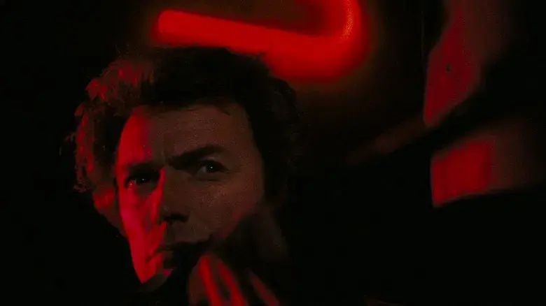 Harry el sucio - Fondo