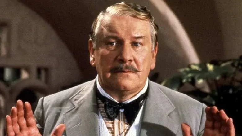 Tragedia en tres actos - Fondo