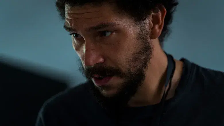 American Sweatshop - Fondo