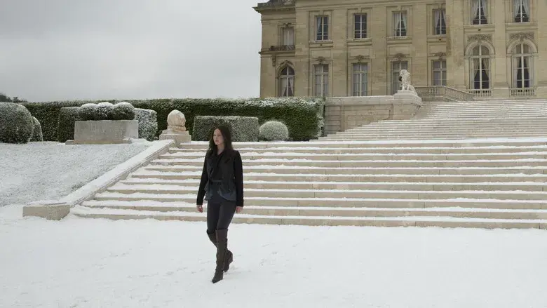 Los Juegos del Hambre: Sinsajo - Parte 2 - Fondo