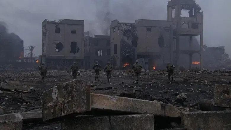 La chaqueta metálica - Fondo