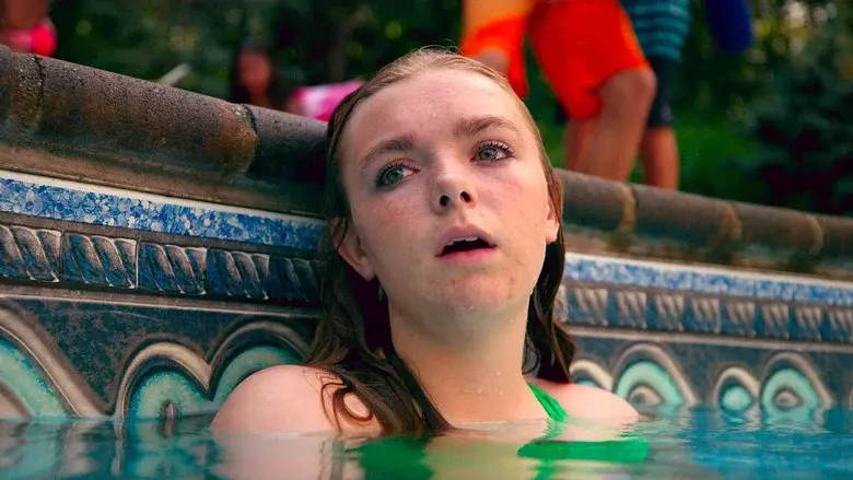 Eighth Grade - Fondo