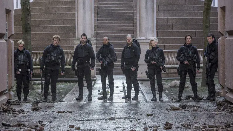 Los Juegos del Hambre: Sinsajo - Parte 2 - Fondo