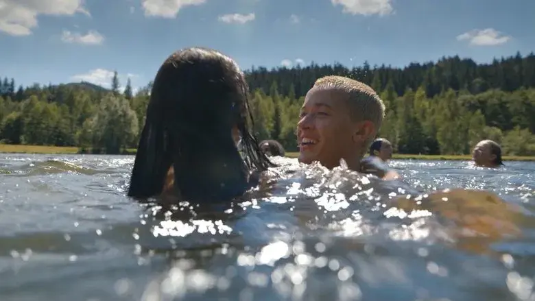 Los Juegos del Hambre: Balada de pájaros cantores y serpientes - Fondo