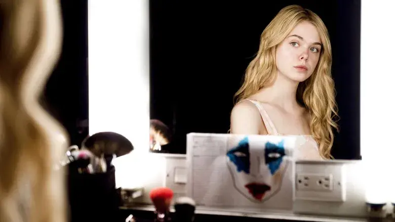 The Neon Demon - Fondo