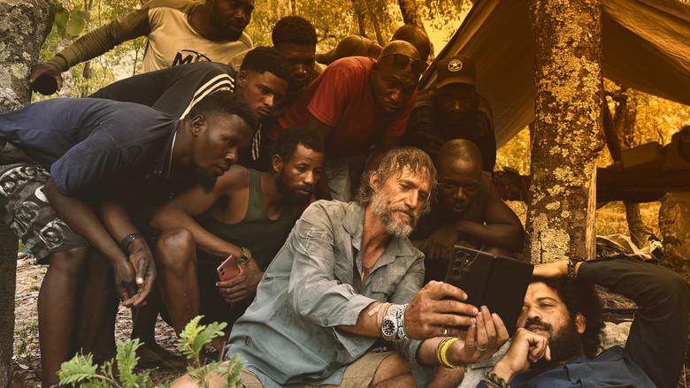 Los elefantes fantasma de Angola - Fondo