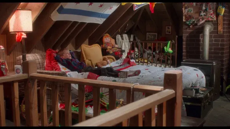 Solo en casa - Fondo