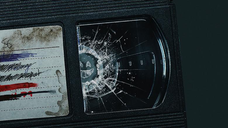 Black Mirror - Fondo