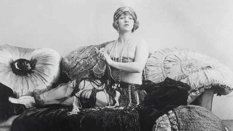 The Heart Specialist - Fondo