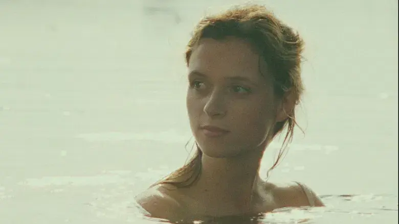 Scarlet (L'envol) - Fondo