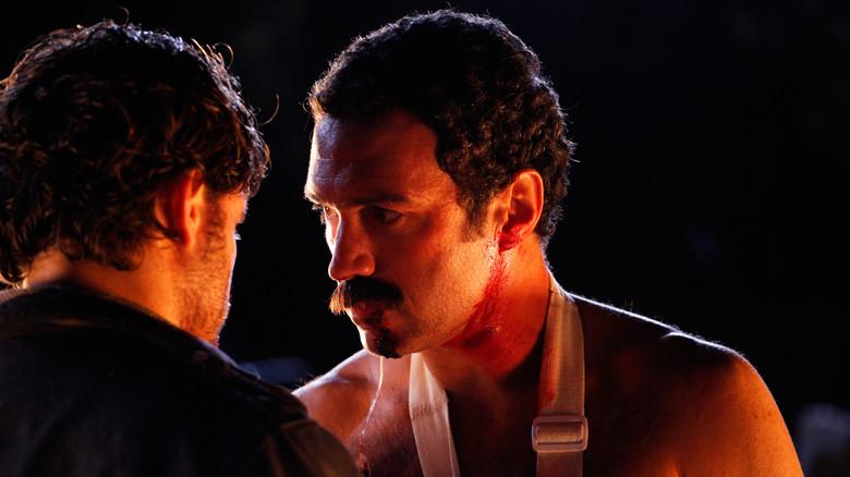 Saluda al diablo de mi parte - Fondo