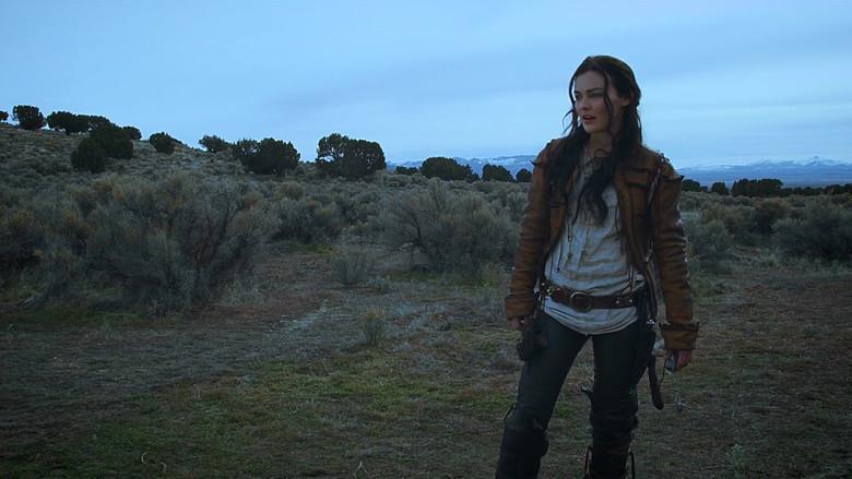 Mythica 3: La nigromante - Fondo