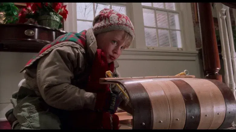 Solo en casa - Fondo