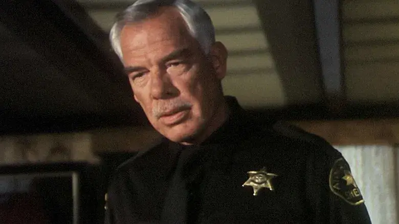 El hombre del Klan - Fondo