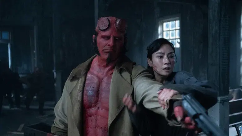 Hellboy: El Hombre Retorcido - Fondo