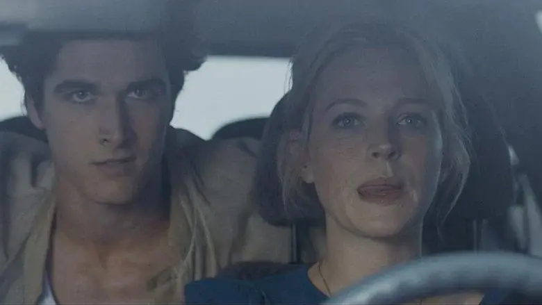 Más allá de la tentación - Fondo