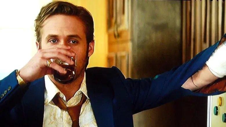 Dos buenos tipos - Fondo