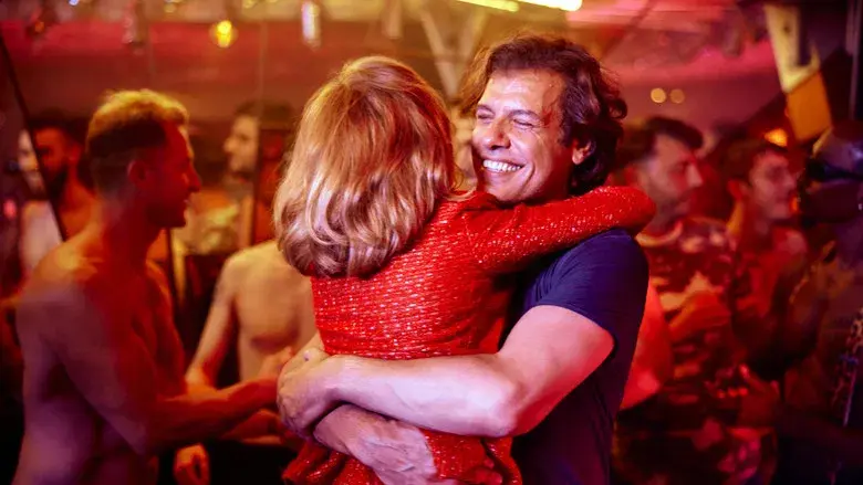 La mujer más rica del mundo - Fondo