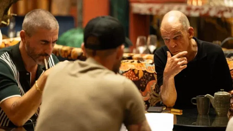 Arde la sangre - Fondo