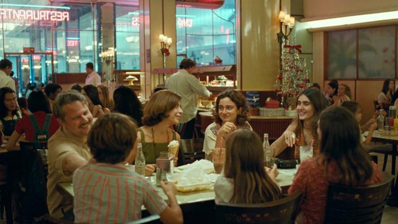 Aún estoy aquí - Fondo