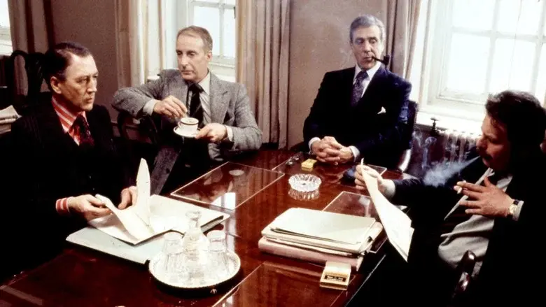 Calderero, sastre, soldado, espía - Fondo