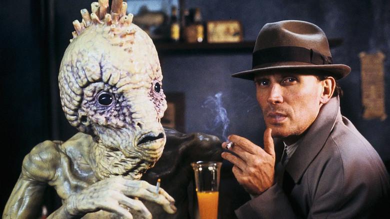 El almuerzo desnudo - Fondo