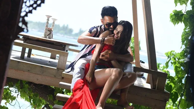 ఇస్మార్ట్ శంకర్‌ - Fondo