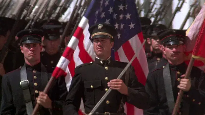 El viento y el león - Fondo