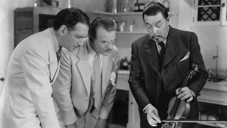 Charlie Chan en Egipto - Fondo