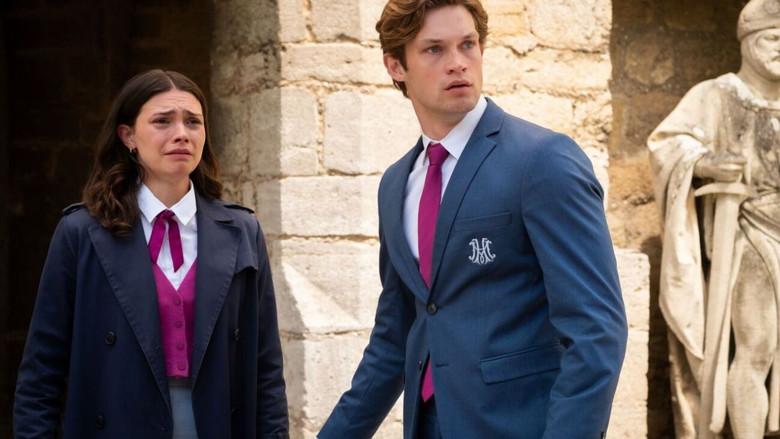 Maxton Hall: Un mundo entre nosotros - Fondo