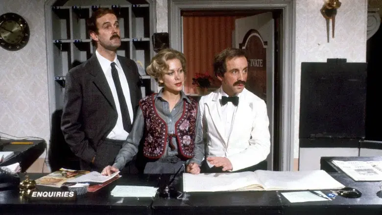 Hotel Fawlty - Fondo