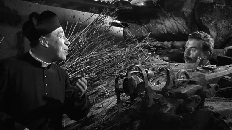 Don Camilo y el honorable Peppone - Fondo