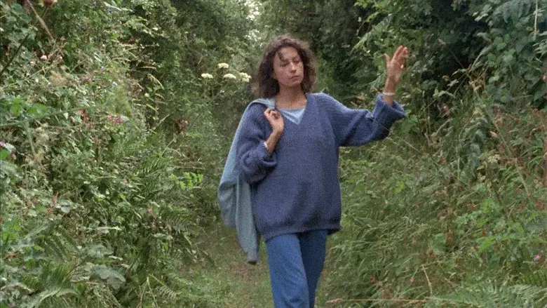 El rayo verde - Fondo