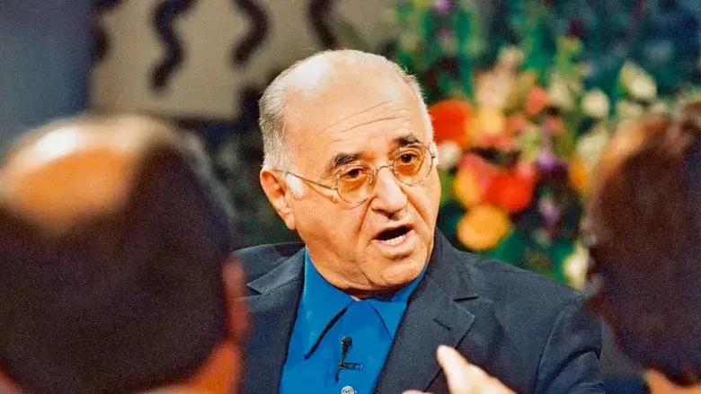 Boulevard Bio - Backdrop