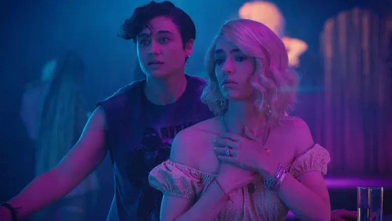 Queens of the Dead - Fondo