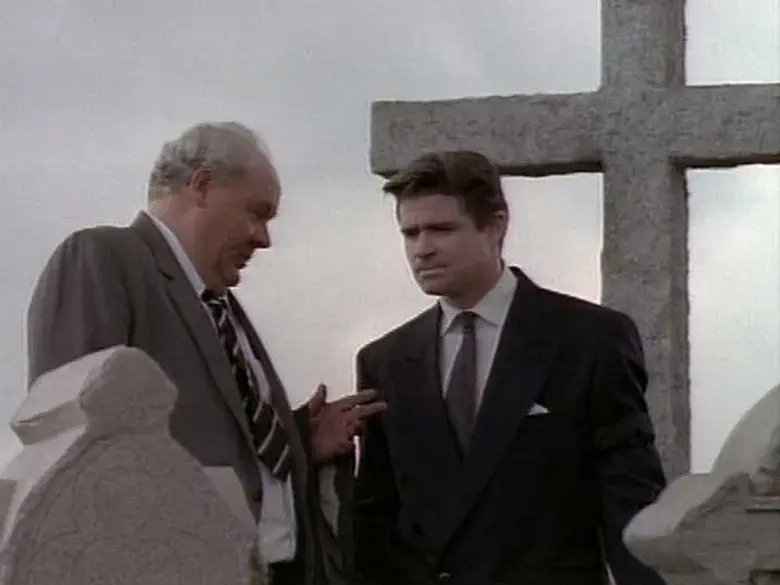 Solo corazones solitarios / Esto te matará / Como un beso en su pecho