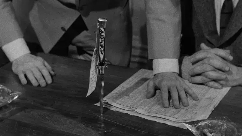 12 hombres sin piedad - Fondo