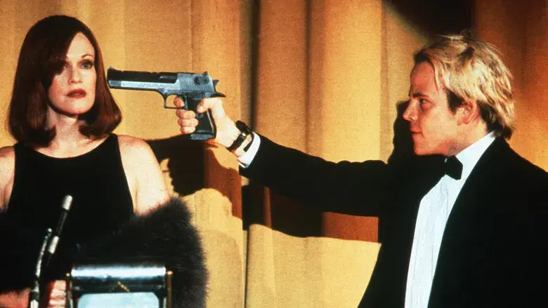 Cecil B. Demente - Fondo