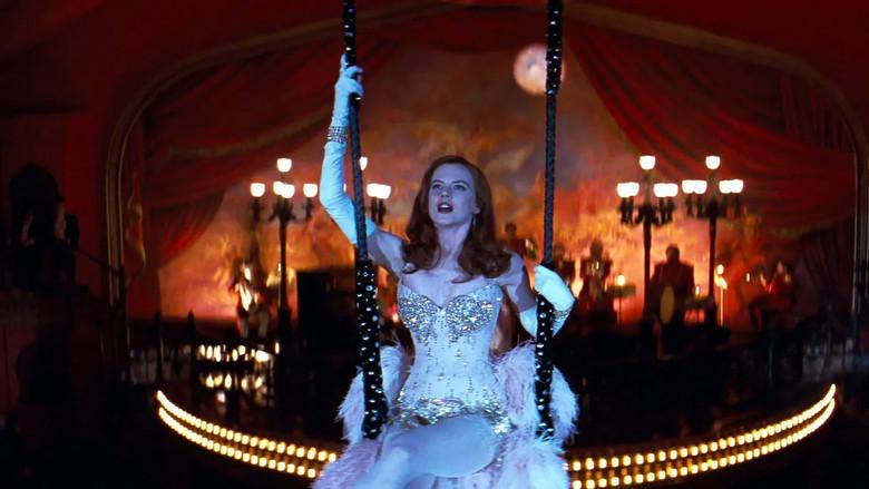 Moulin Rouge - Fondo