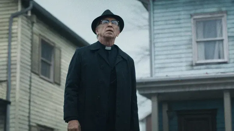 Expediente Warren: El último rito - Fondo