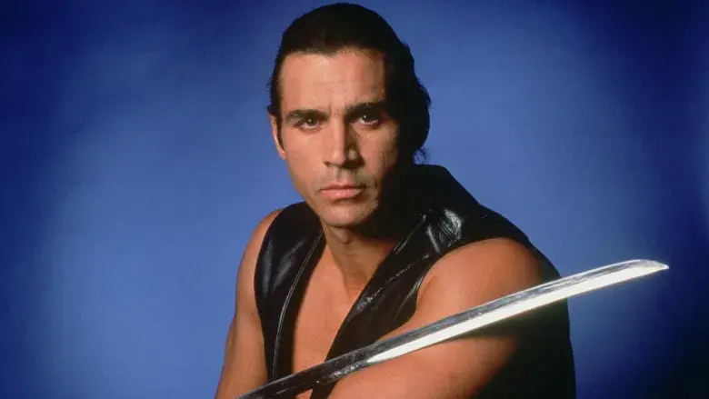 Los inmortales - Fondo