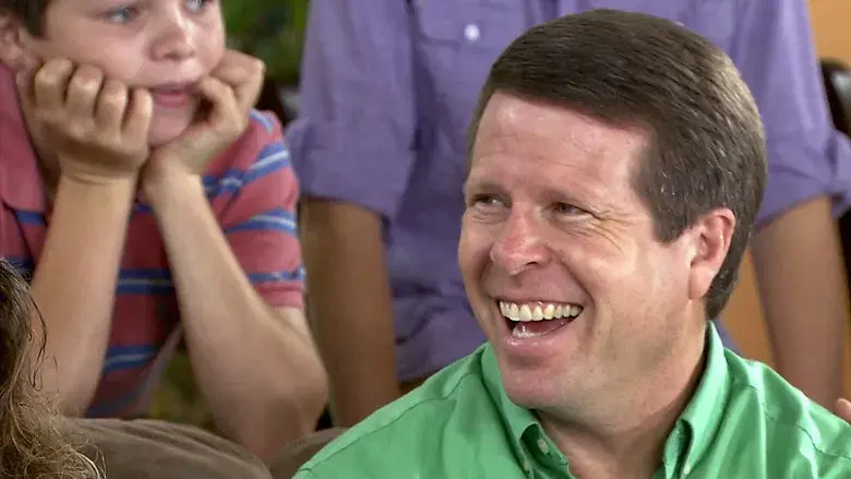 Gente luminosa y feliz: Los secretos de la familia Duggar - Fondo